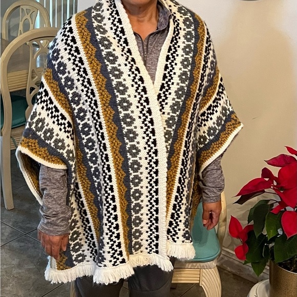 COCOGIO Made In Italy Open Front Wool Blend Woven Ruana Wrap Sweater O/S - Picture 3 of 13